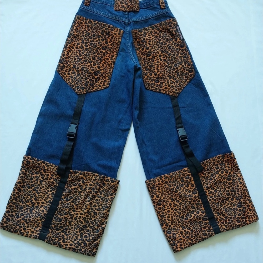 IN SEARCH OF Leopard Print Wide Leg Jeans